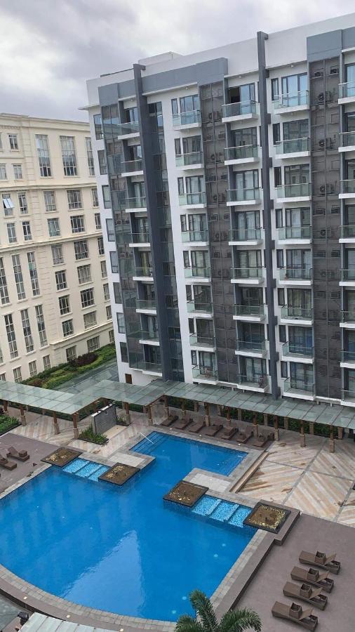 81 Newport Boulevard Cluster 4 - 8F Across Naia Airport, Terminal 3 Pasay Exterior photo