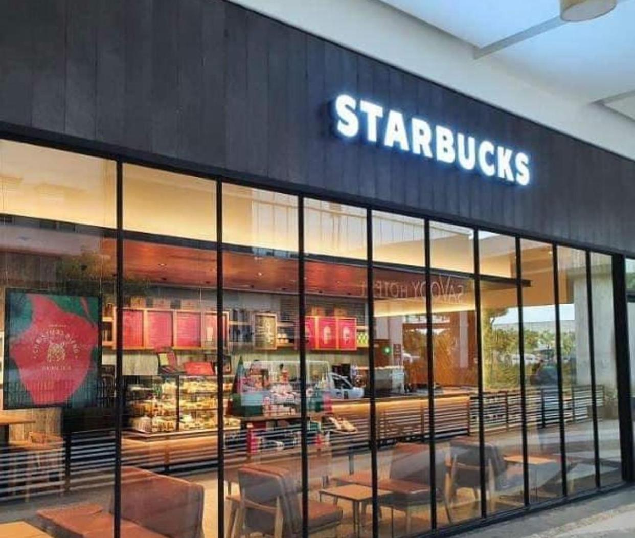 81 Newport Boulevard Cluster 4 - 8F Across Naia Airport, Terminal 3 Pasay Exterior photo